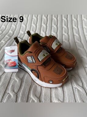 Disney Pixar Cars Tow Mater Sneakers 9 Toddler Boys Shoes Kachow 95 Race Ready
